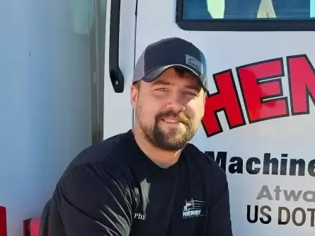 Hennes Machine & Repair Staff